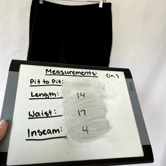 Chico's size 2 (XL) women's black shorts casual workout athleisure summer pants - Picture 2 of 4